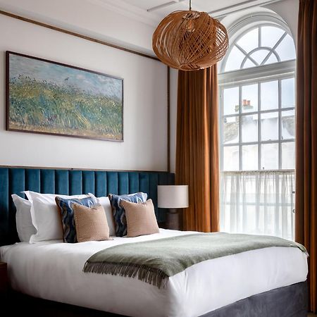 Teller'S Arms Hotel Farnham  Bagian luar foto
