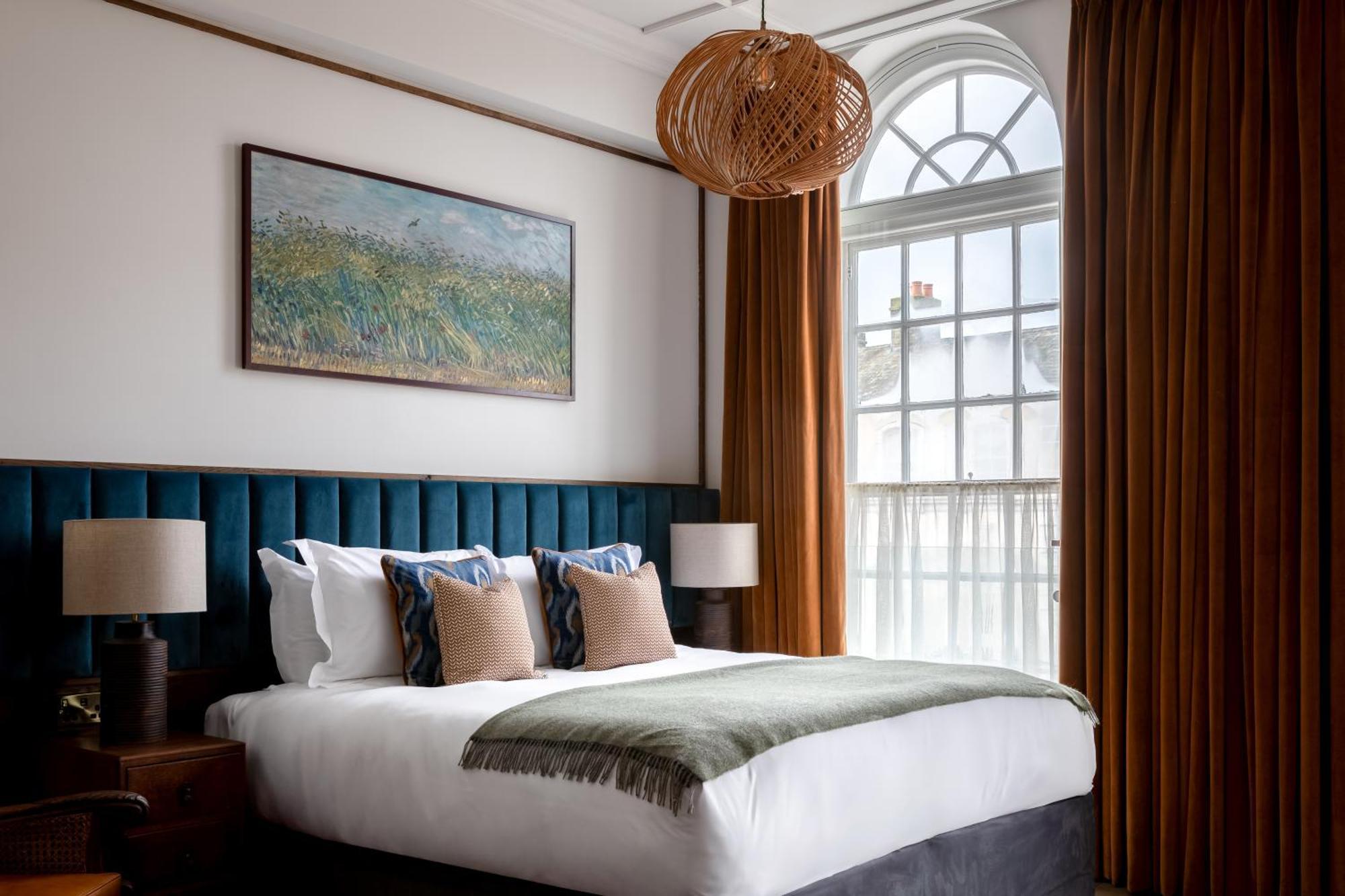 Teller'S Arms Hotel Farnham  Bagian luar foto