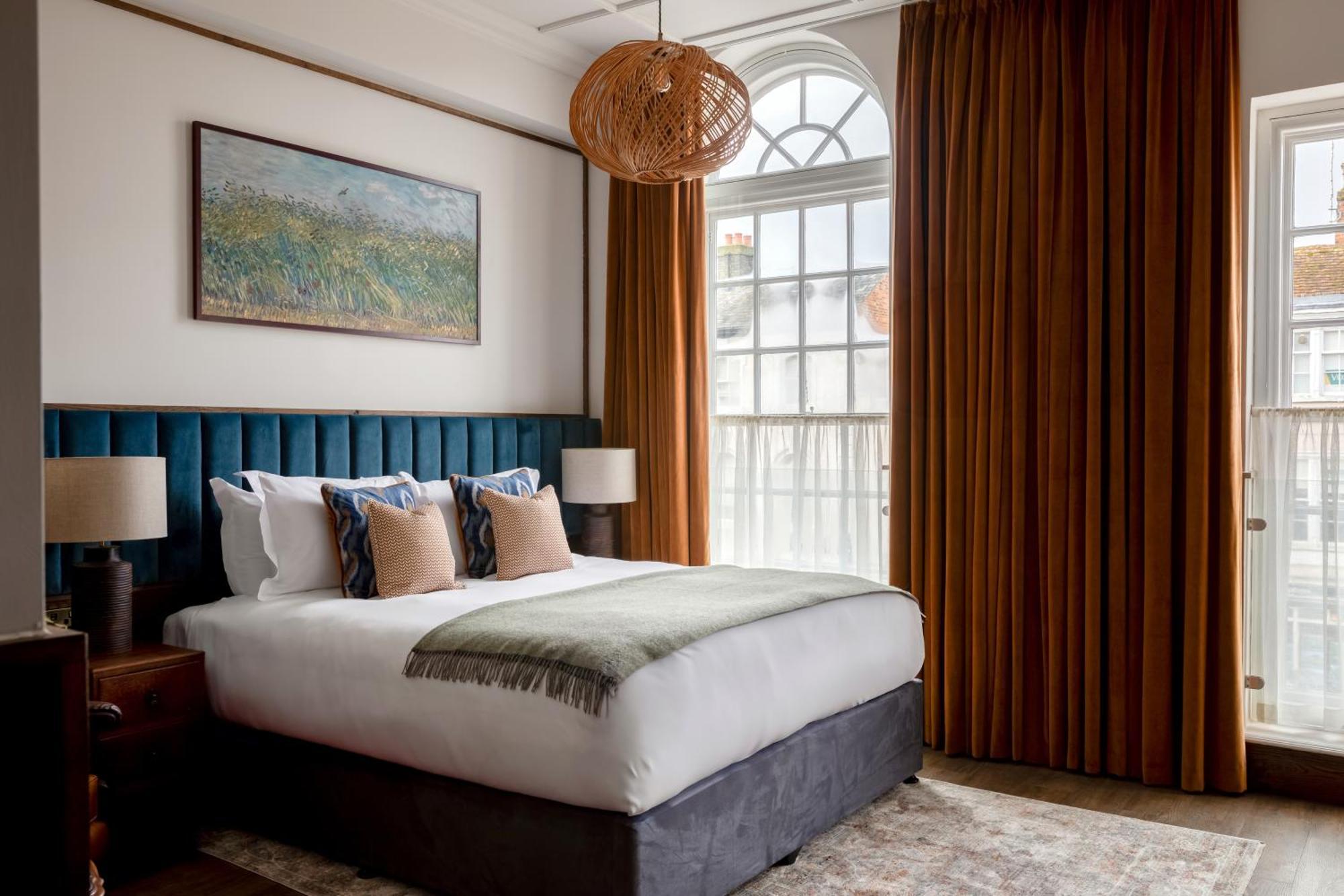 Teller'S Arms Hotel Farnham  Bagian luar foto