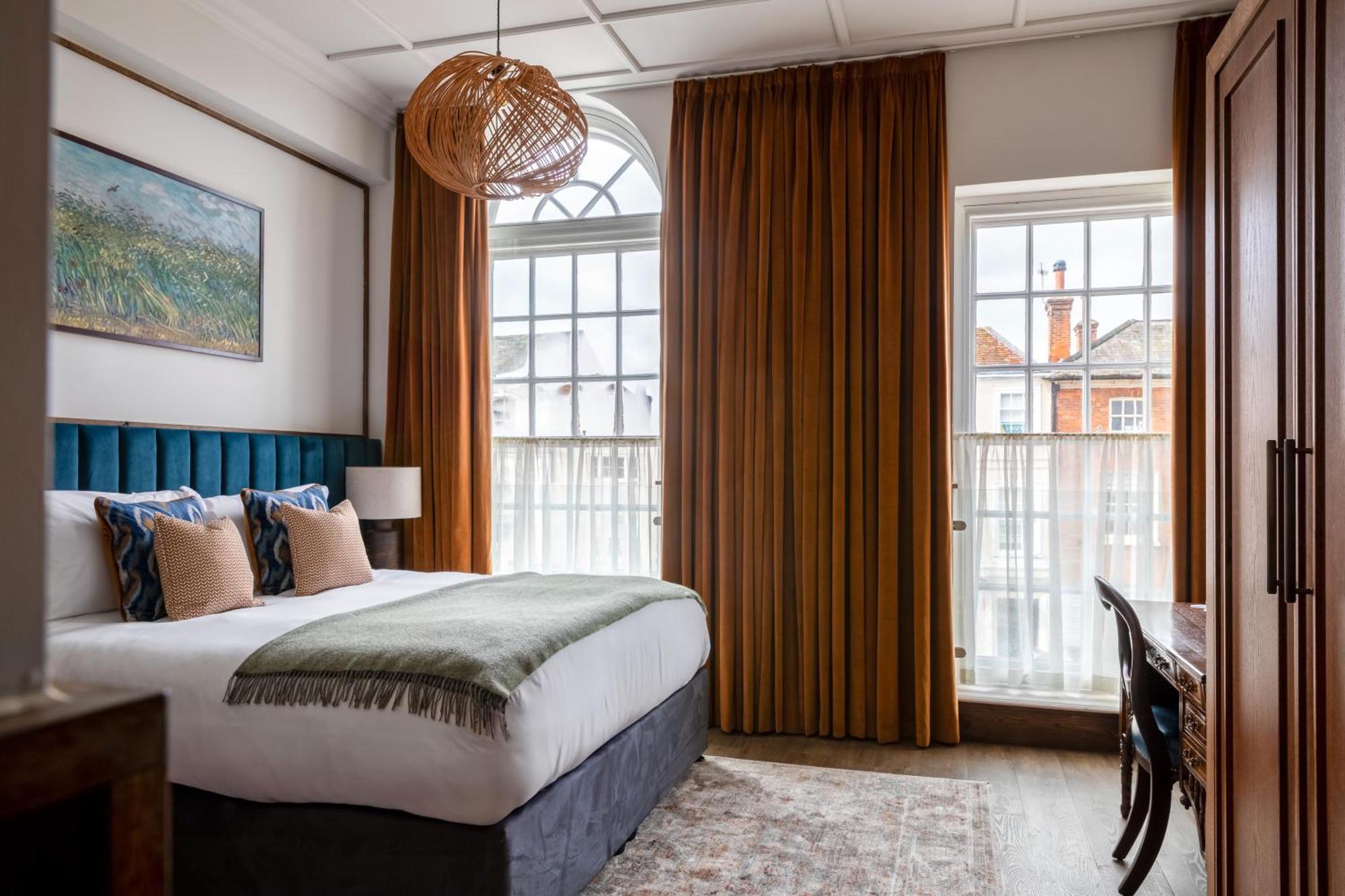 Teller'S Arms Hotel Farnham  Bagian luar foto