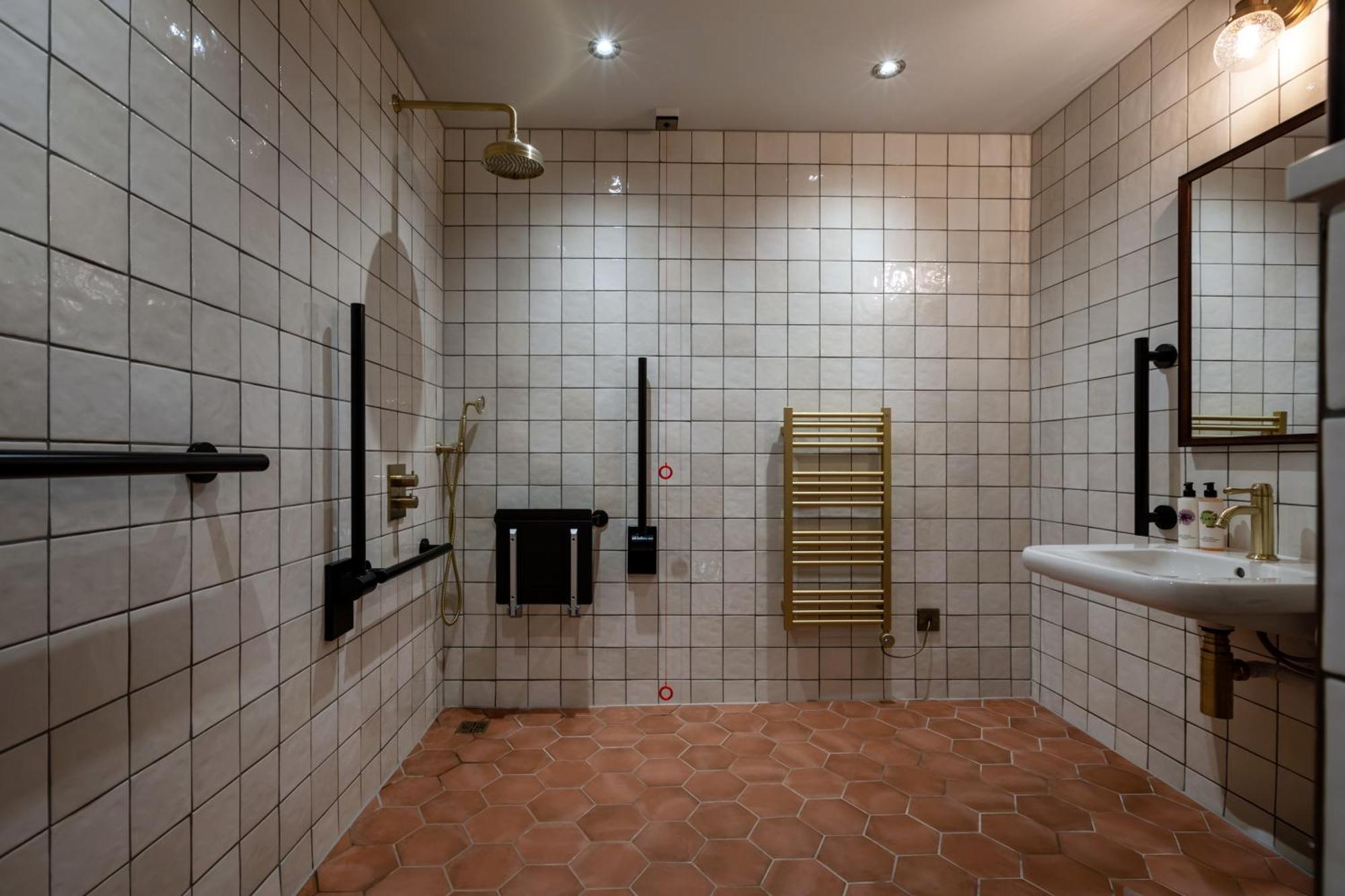 Teller'S Arms Hotel Farnham  Bagian luar foto